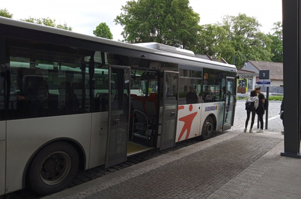 Kraj Vysočina postupně uzavírá s autobusovými dopravci smlouvy na 10 let